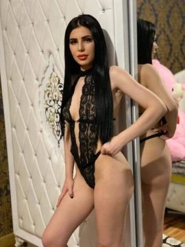 Andreea — 4 / 9