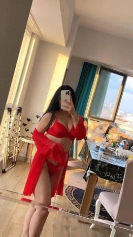 Lena — 6 / 7