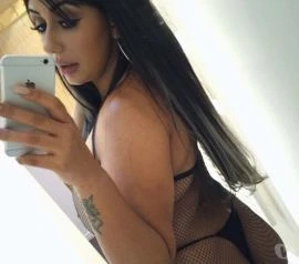 Alexandra — 8 / 9
