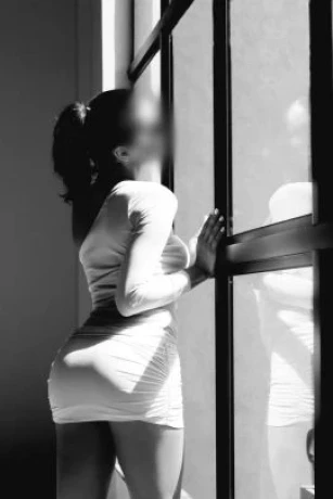 Melinda Santorini — 4 / 9