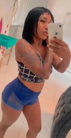 Nikole Santos — 3 / 4