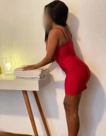 Paty Albuquerque — 4 / 5