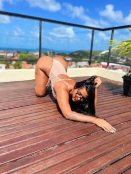 Bella Campos — 7 / 9