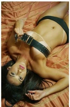 Female Escort — 8 / 9