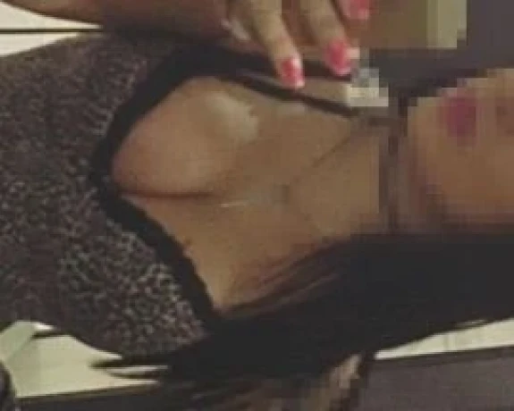 Carolzinha Ferrari — 1 / 6