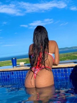 Aghata Luísa, Escort, Parana