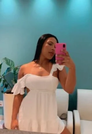 Nathália Dias — 3 / 4