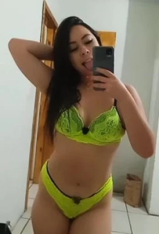 Luiza Almeida — 3 / 4