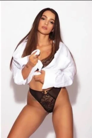 Sophie Bellarose — 7 / 9