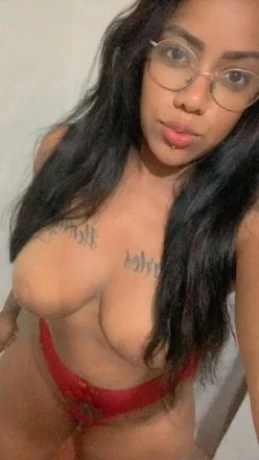 Priscilla Santos — 4 / 5