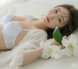 Female Escort — 3 / 4