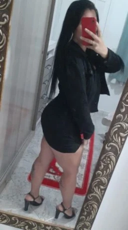 Mirella Santos — 3 / 4