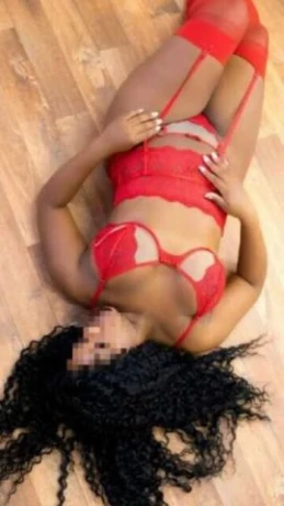 Vanessa Maia — 3 / 5