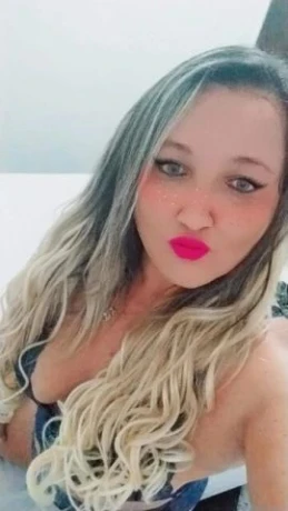 Bianca Castilho — 4 / 5