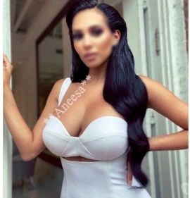 Female Escort — 2 / 7