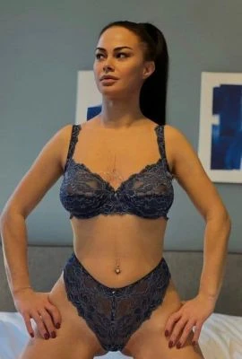 Kristina — 3 / 8