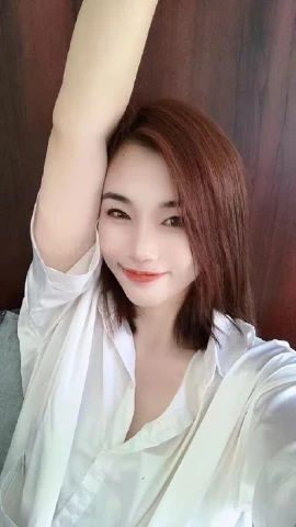 HANHAN F, Escort, Paris