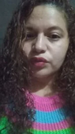 Poliana Gomes — 2 / 5