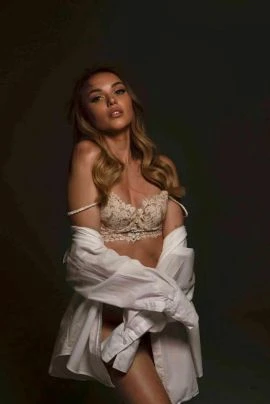 Linda — 8 / 9