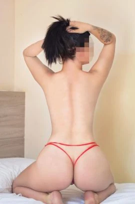Amanda Marques — 3 / 5