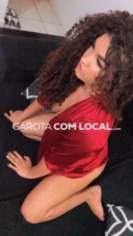 Biia Andrade — 4 / 5