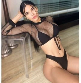 Female Escort — 2 / 5