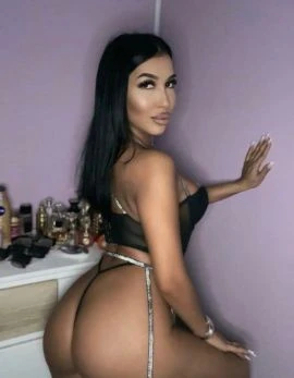 Julia — 3 / 9
