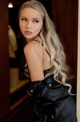 Oksana — 7 / 8