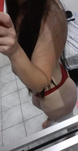 Mia Nunes — 6 / 7
