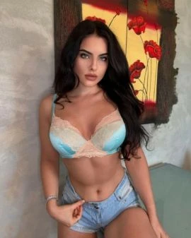 Helen, Escort, Riyadh