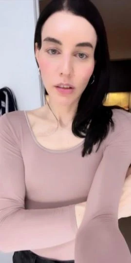 Lana — 7 / 9