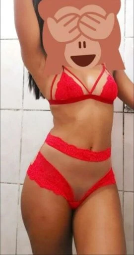 Ana Julia — 3 / 4