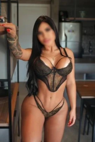 Mariana Mendonza — 3 / 9