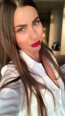 GALA — 6 / 9