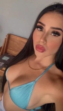 Roberta Linhares — 3 / 5