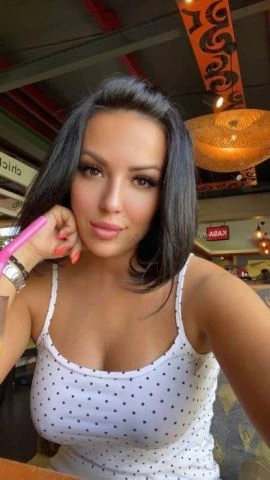 Elena, Escort, Izmir