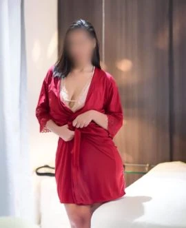 Mariana Lessa — 4 / 5