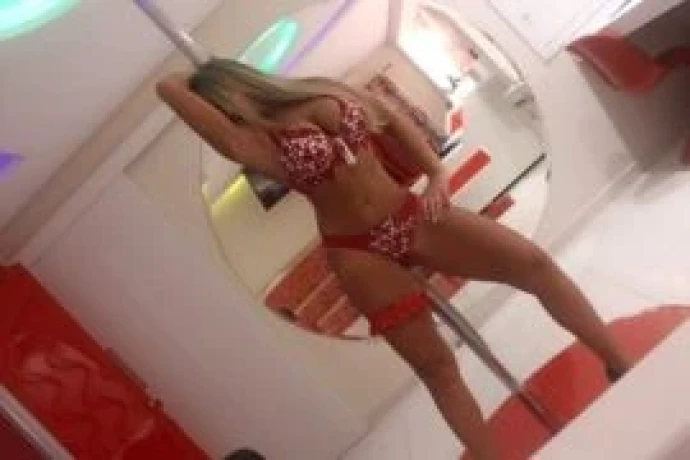 Andressa Hot — 6 / 9