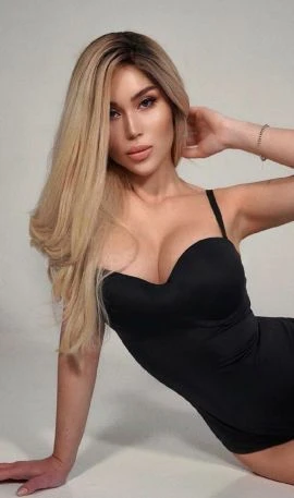 Eva, Escort, Paris