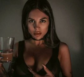 LINDA — 6 / 9