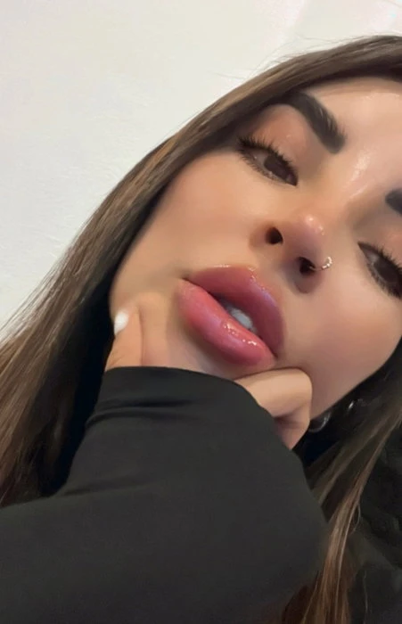 Kim — 8 / 9