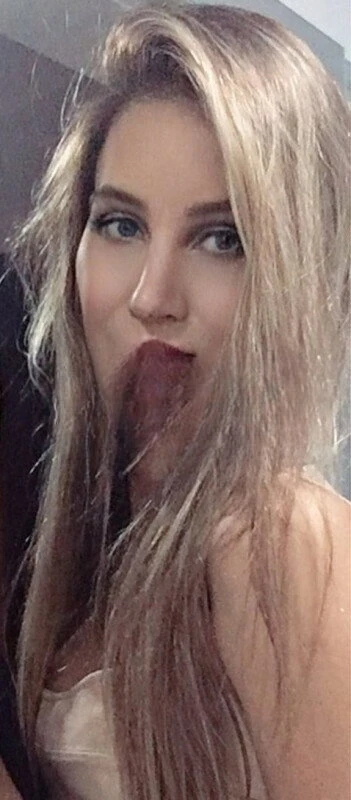 Bella XXX — 4 / 5