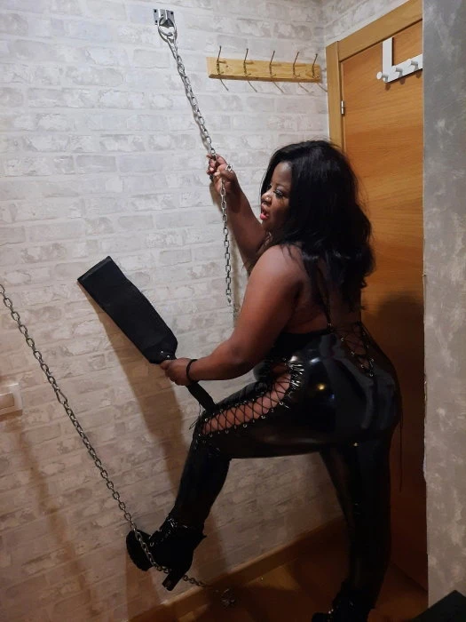 Mia — 6 / 13
