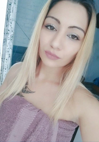 Pamela218 — 2 / 5