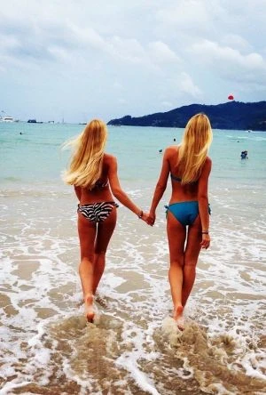 Lux Twins — 5 / 10