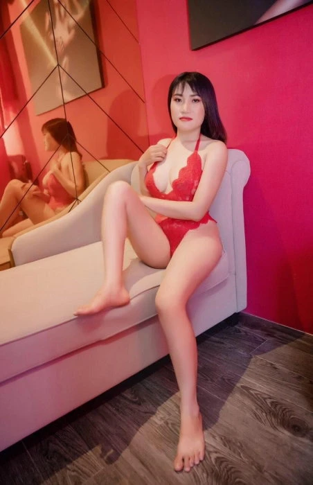 Hoang Mi — 4 / 5