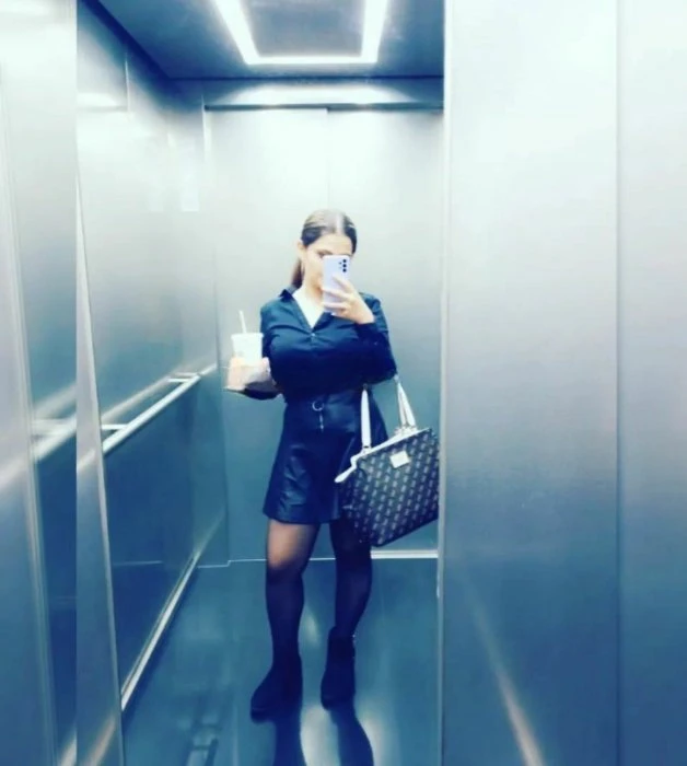 Melani, Escort, Koln