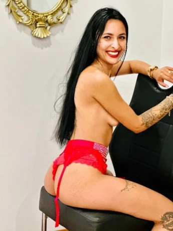 Lora Partygirl 18 — 10 / 12