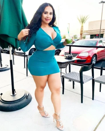 Luthana Glenna — 2 / 3