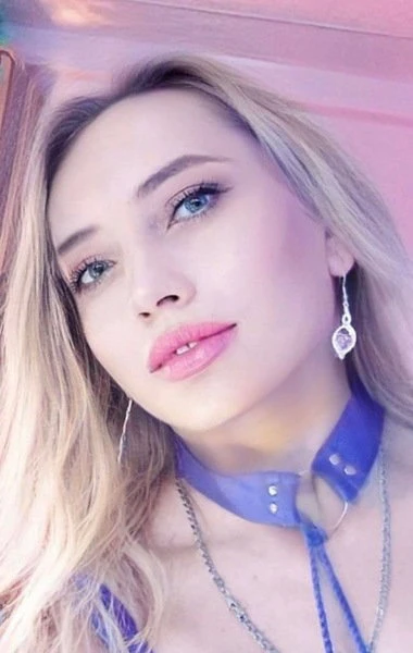 Alina416 — 4 / 5